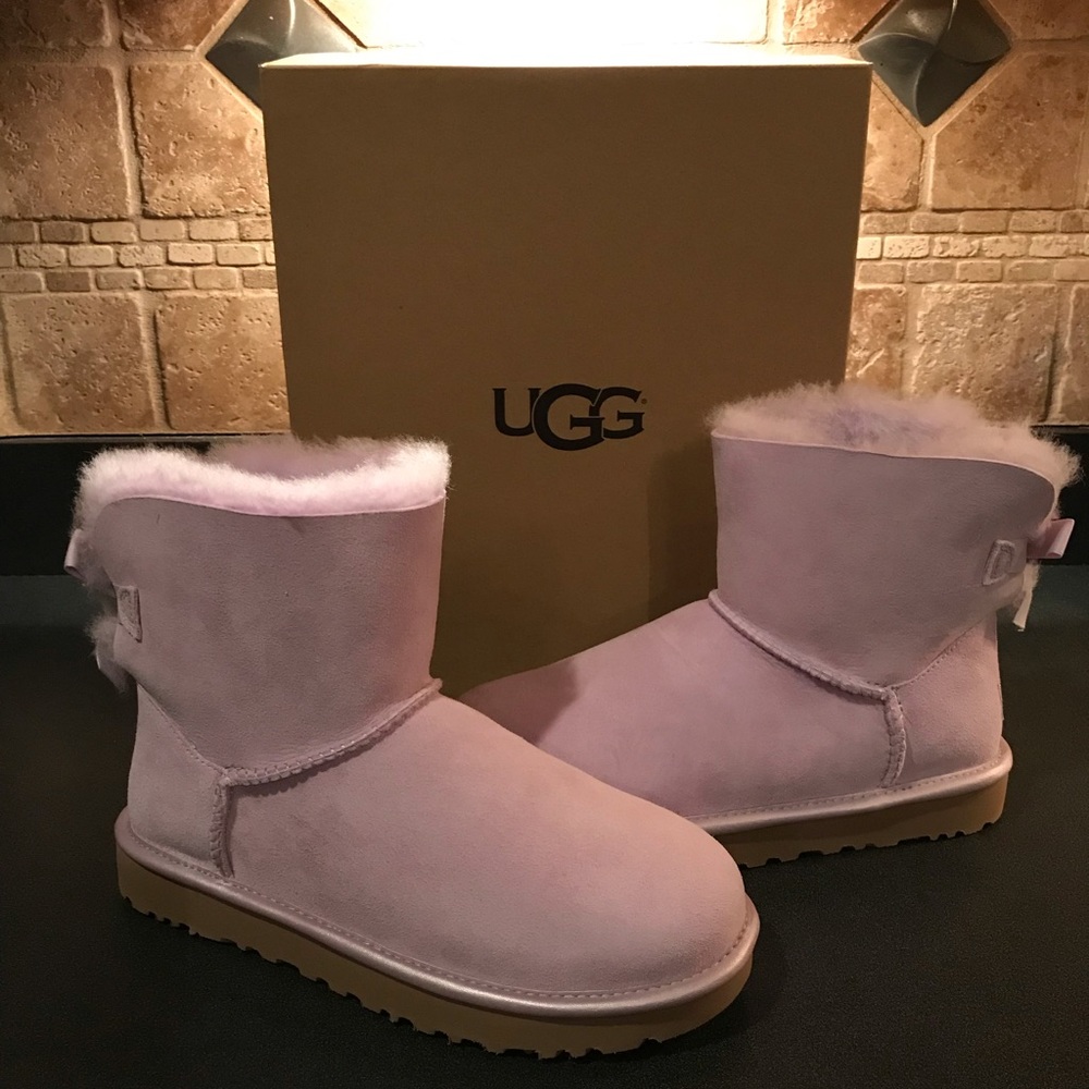 Ugg Woman’s mini bailey bow II metallic